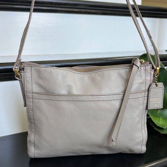 Fossil, genuine, leather, neutral, shoulder handbag purse, Crossbody clean - Picture 1 of 9